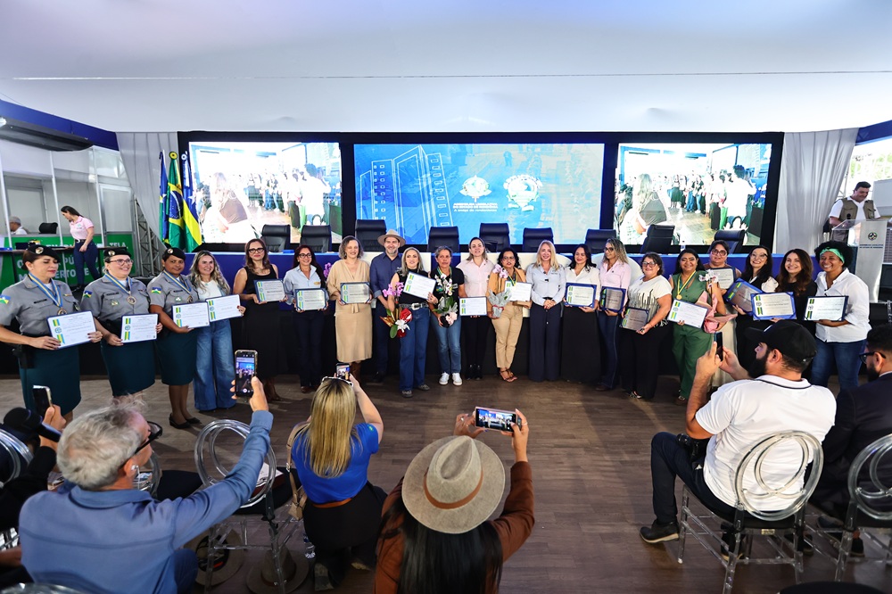 Ieda Chaves reconhece a força e liderança das mulheres durante sessão solene em Ji-Paraná