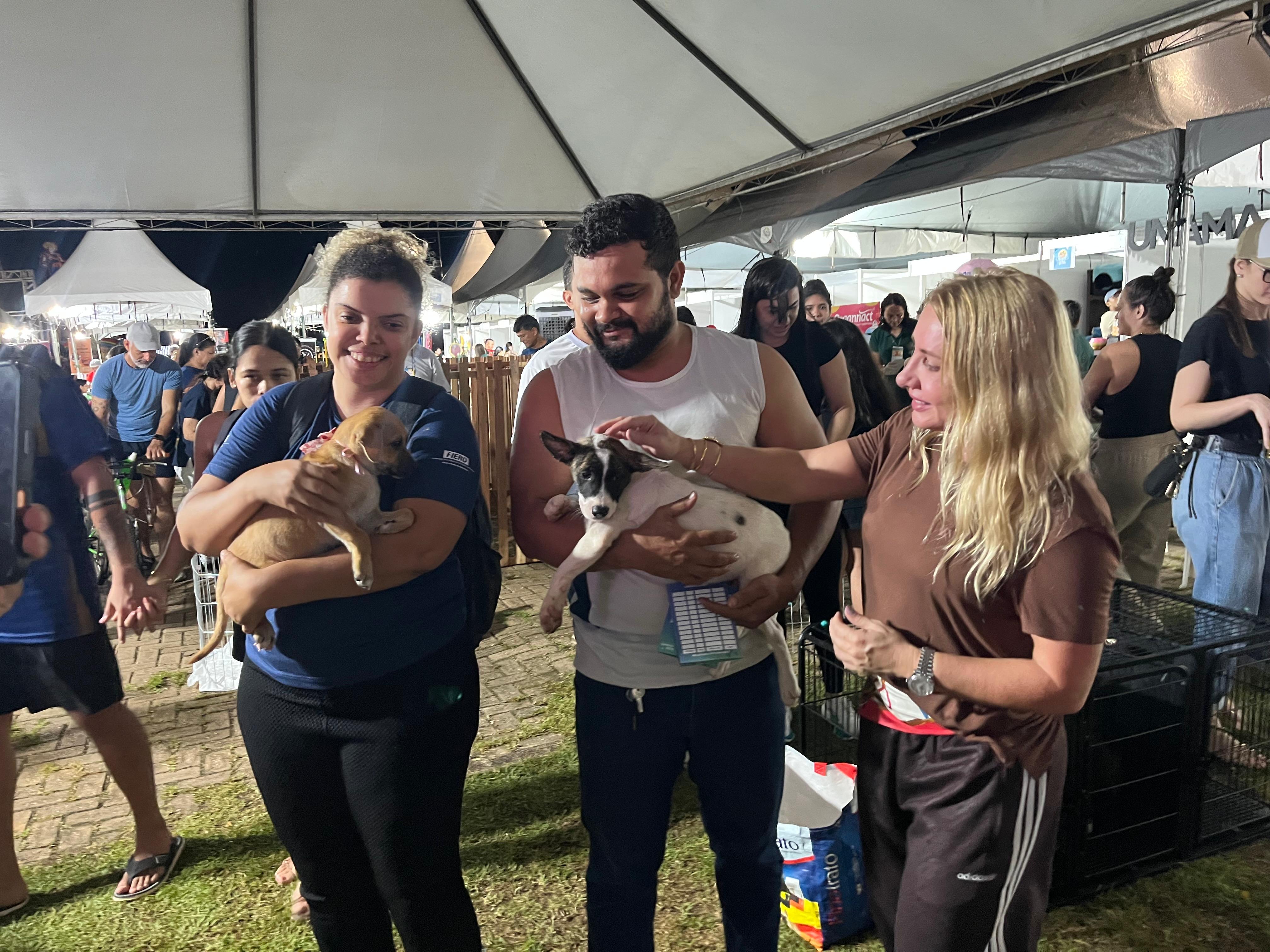 Ieda Chaves impulsiona empreendedorismo feminino e adoção de pets em Porto Velho