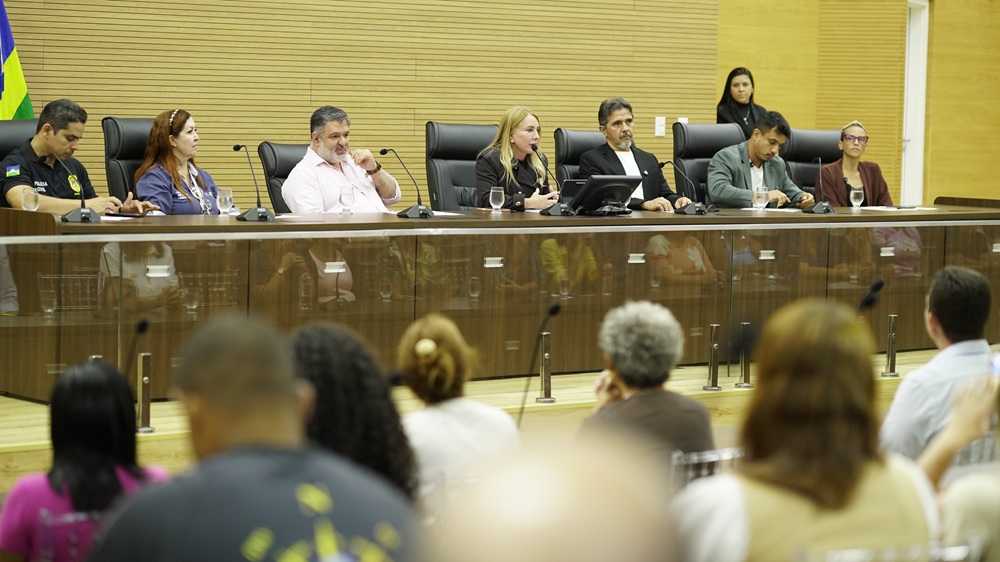 Ieda Chaves lidera debate na Alero e propõe novos caminhos para o bem-estar animal em Rondônia