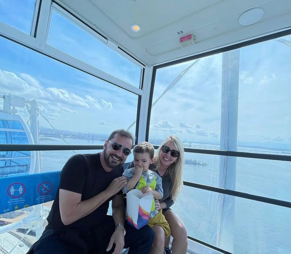 Ieda e Hildon Chaves em família
