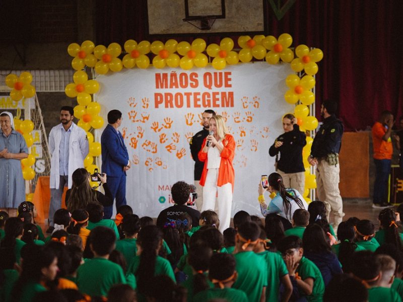 Ieda Chaves leva alerta sobre abuso infantil a alunos da Escola Santa Marcelina