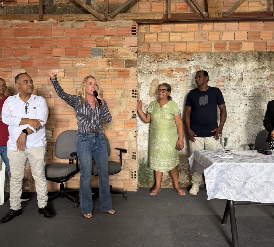 Ieda Chaves destina recurso para veículo da Associação Vaso de Alabastro em Porto Velho