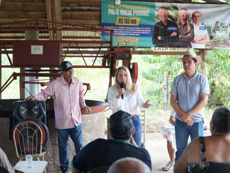 Ieda Chaves entrega implementos à Arglec e fortalece a produção rural de Porto Velho