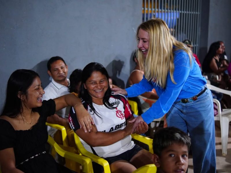 Ieda Chaves vai à região do Ponta do Abunã, em Porto Velho, e ouve eleitores
